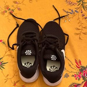 Worn once super good